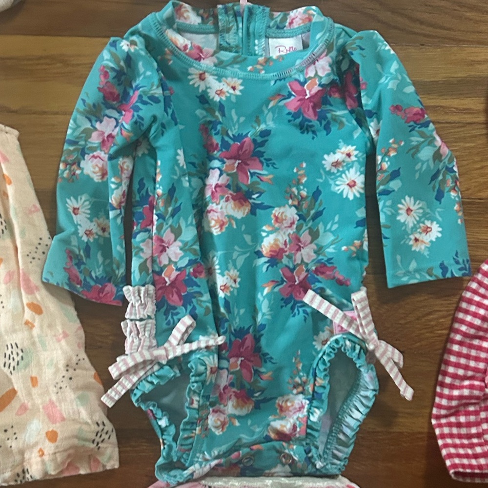 Ruffle butt size 3-6M